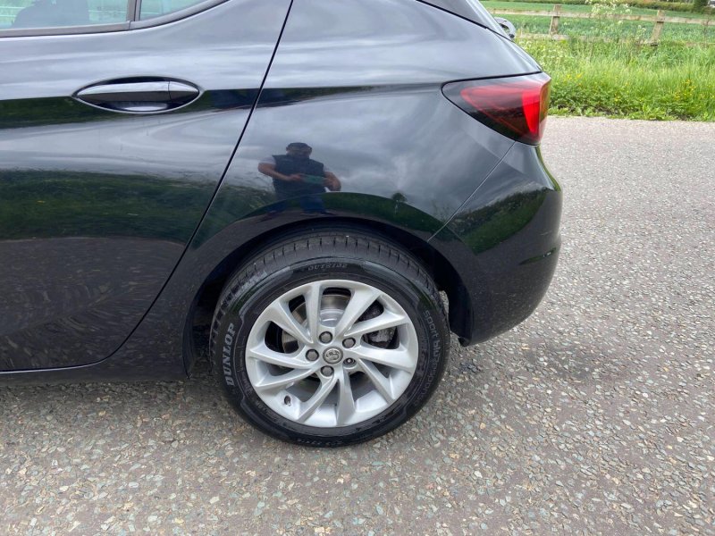 VAUXHALL ASTRA
