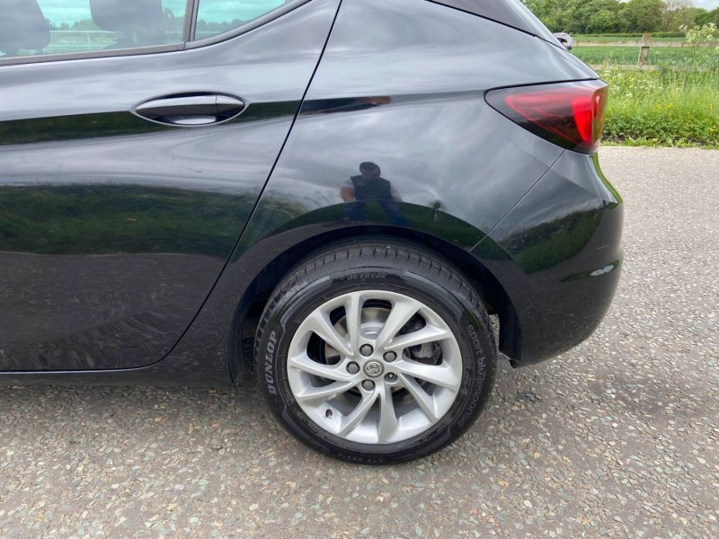 VAUXHALL ASTRA