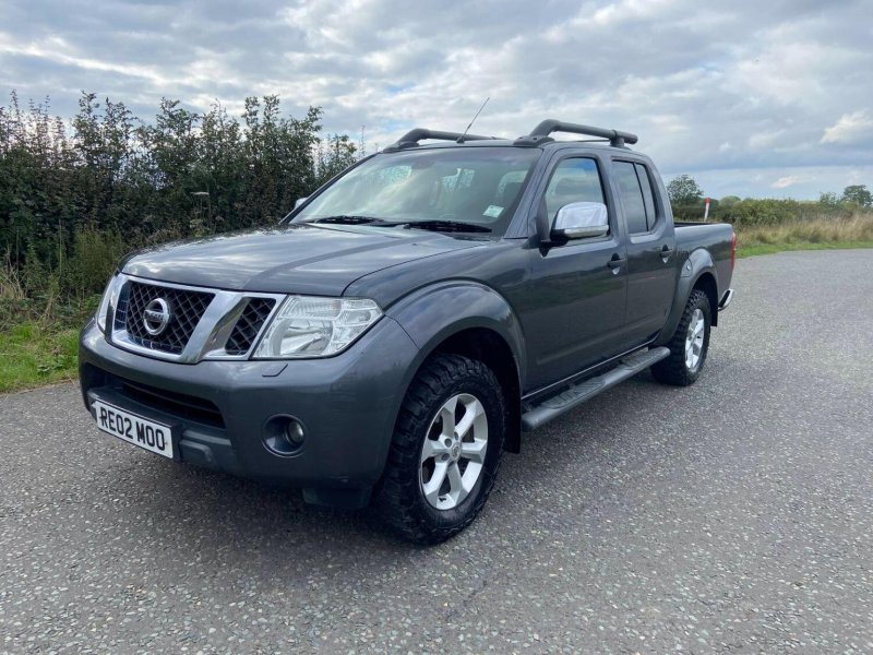 NISSAN NAVARA