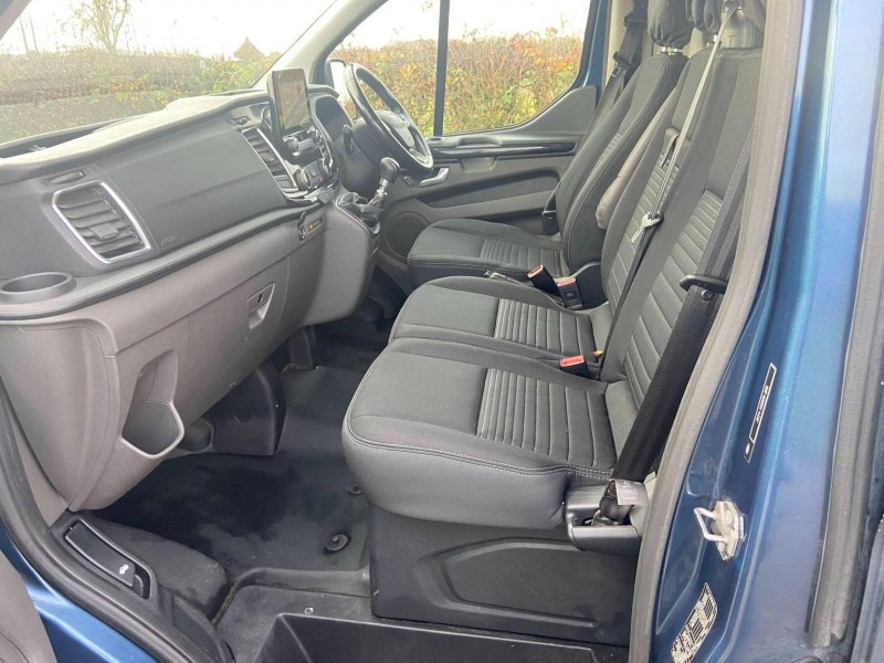 FORD TRANSIT CUSTOM