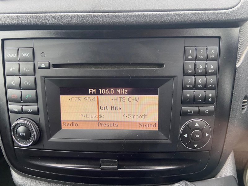 MERCEDES-BENZ VITO