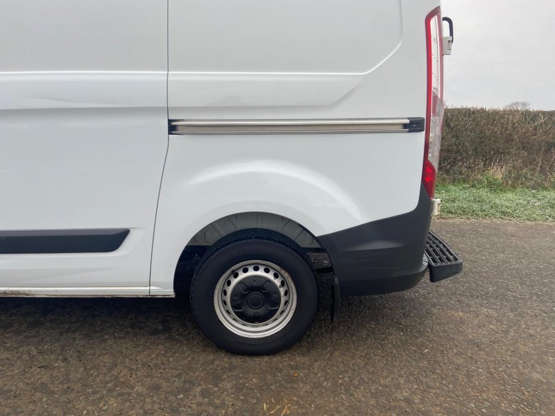 FORD TRANSIT CUSTOM