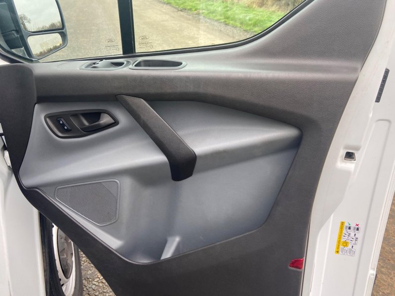 FORD TRANSIT CUSTOM