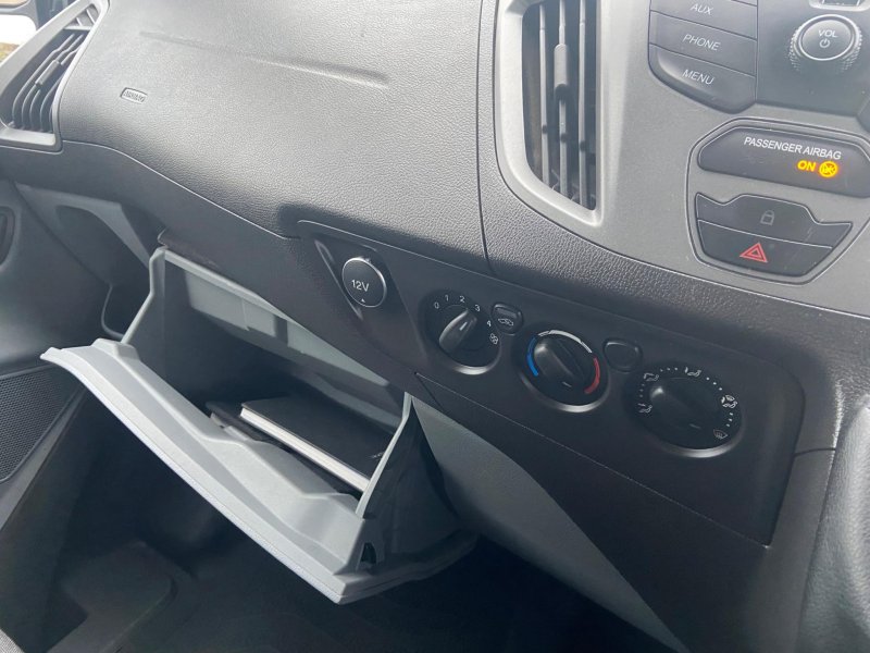 FORD TRANSIT CUSTOM