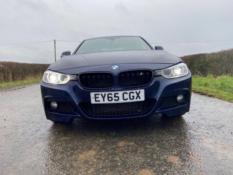 BMW 3 SERIES