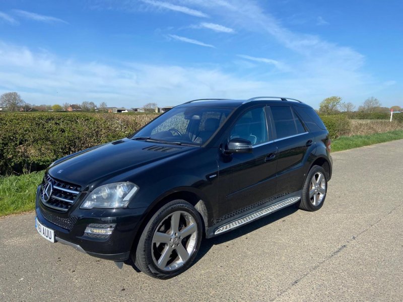 MERCEDES-BENZ M CLASS