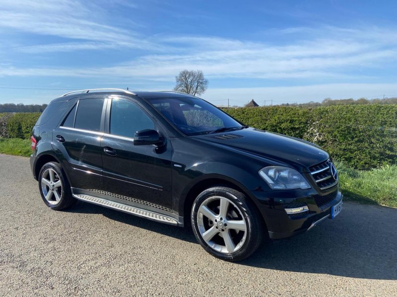 MERCEDES-BENZ M CLASS