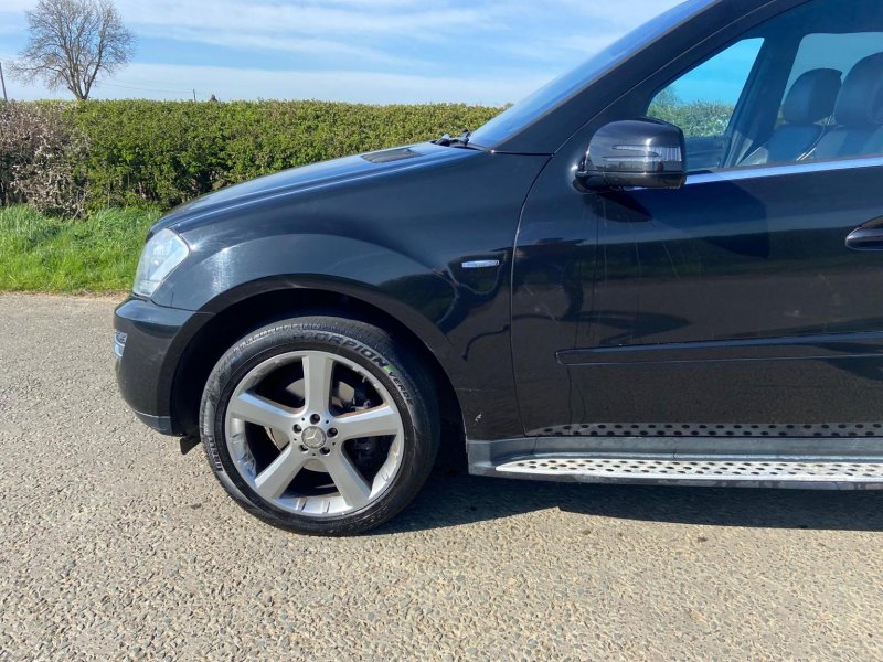 MERCEDES-BENZ M CLASS