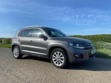 VOLKSWAGEN TIGUAN 2.0 TDI BlueMotion Tech SE 4WD Euro 5 (s/s) 5dr