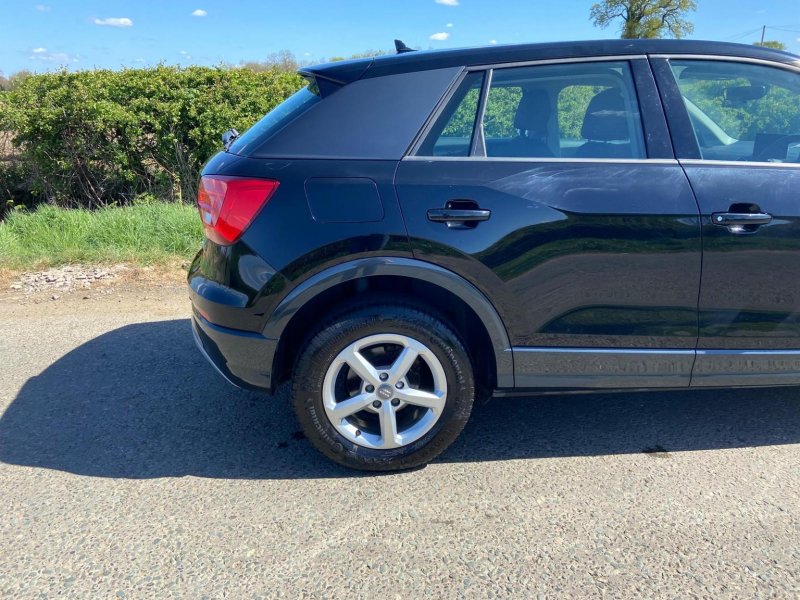 AUDI Q2