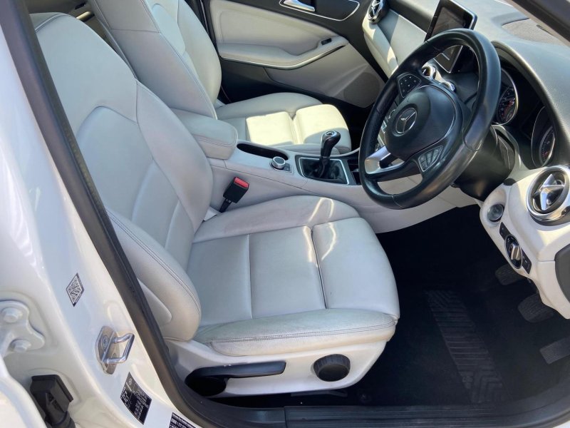 MERCEDES-BENZ GLA CLASS