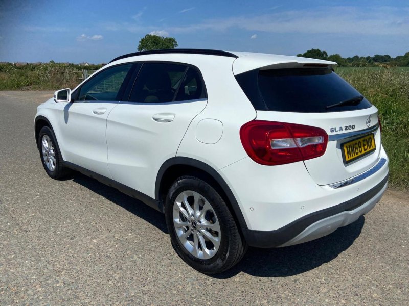 MERCEDES-BENZ GLA CLASS