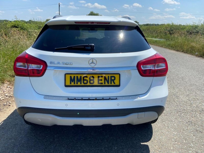 MERCEDES-BENZ GLA CLASS