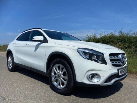 MERCEDES-BENZ GLA CLASS 1.6 GLA200 SE (Executive) Euro 6 (s/s) 5dr