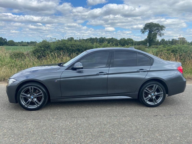BMW 3 SERIES