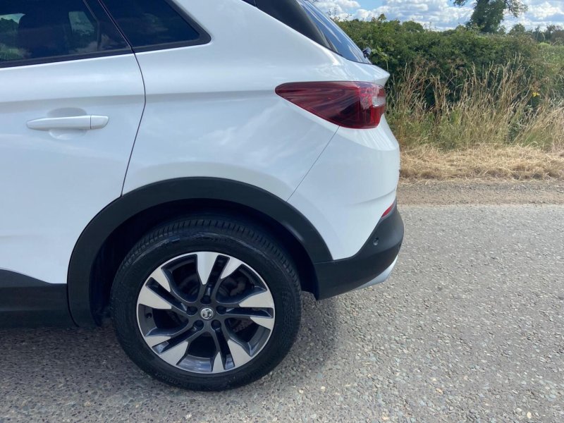 VAUXHALL GRANDLAND X