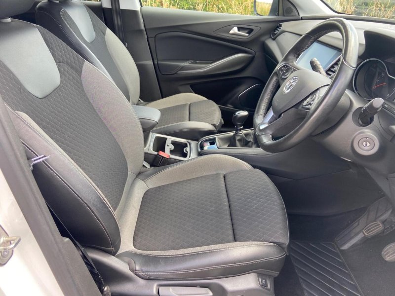 VAUXHALL GRANDLAND X