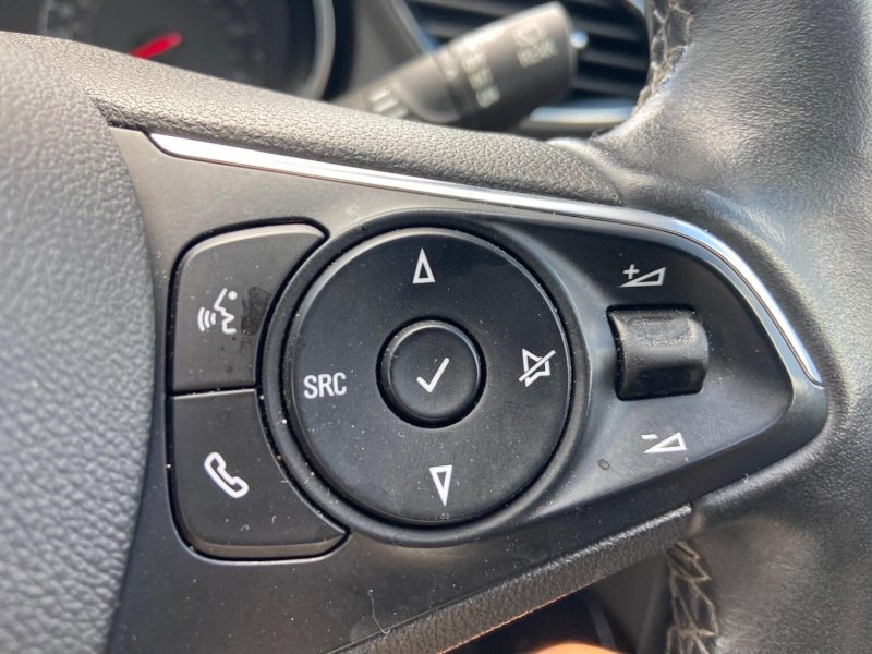 VAUXHALL GRANDLAND X