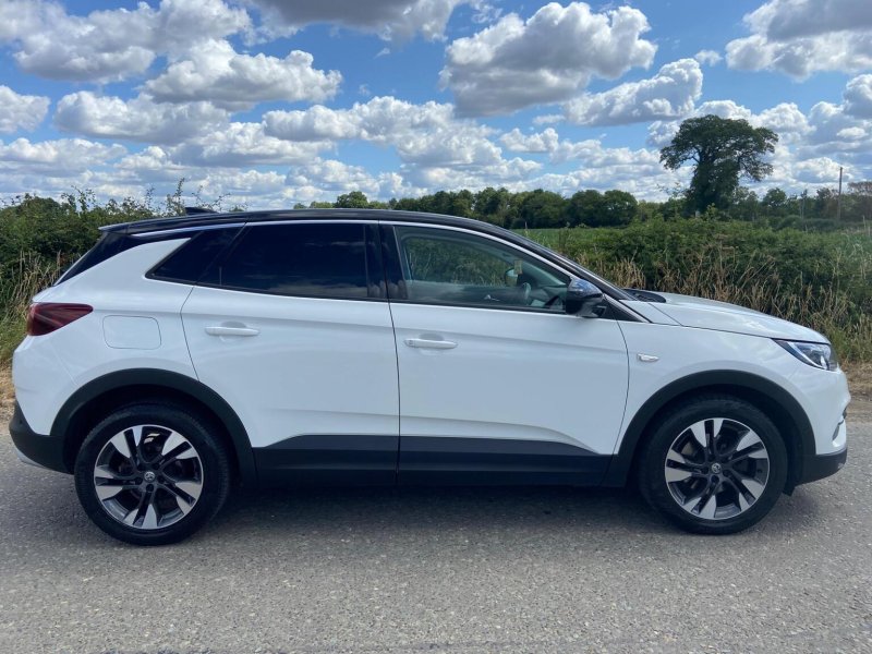VAUXHALL GRANDLAND X