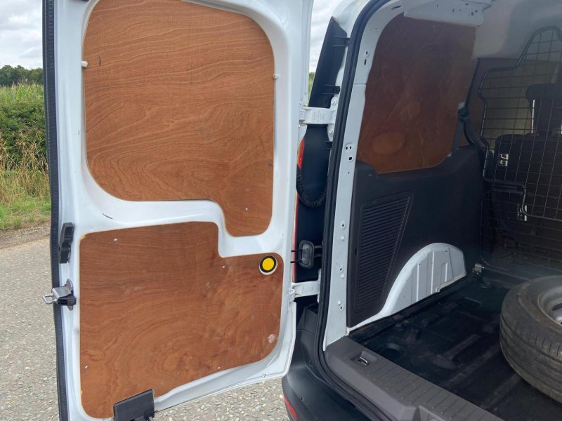 FORD TRANSIT CONNECT