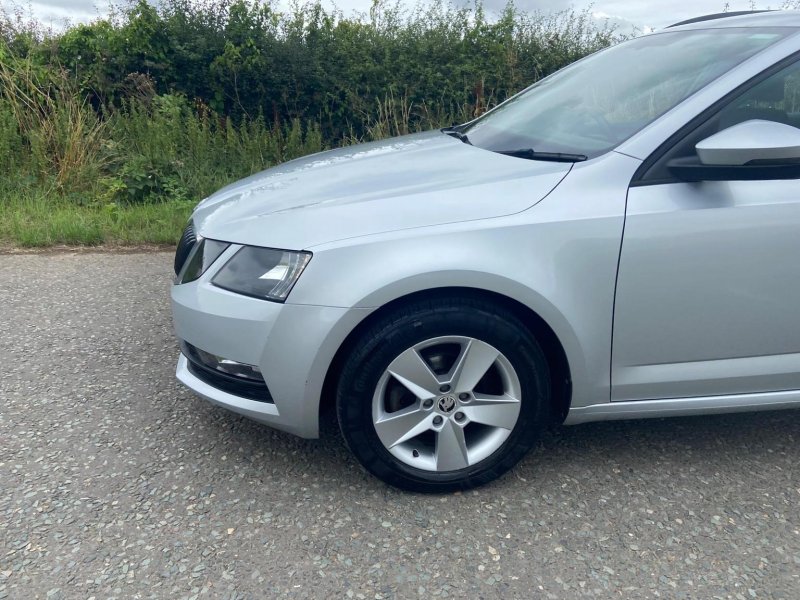 SKODA OCTAVIA