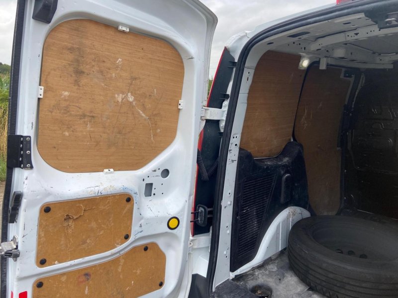 FORD TRANSIT CONNECT