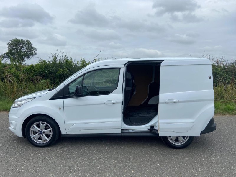 FORD TRANSIT CONNECT